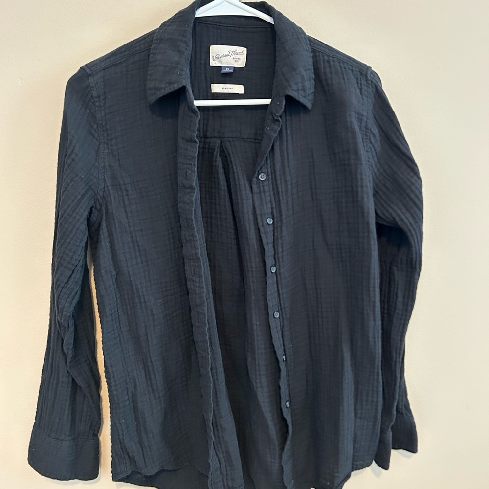 Universal Thread Black Relaxed Fit Shirt